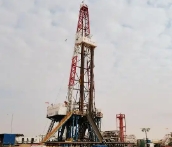 钻井的时候如何预防出现斜孔？